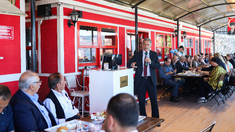 Gemlik'te belediye-muhtar bağı güçleniyor
