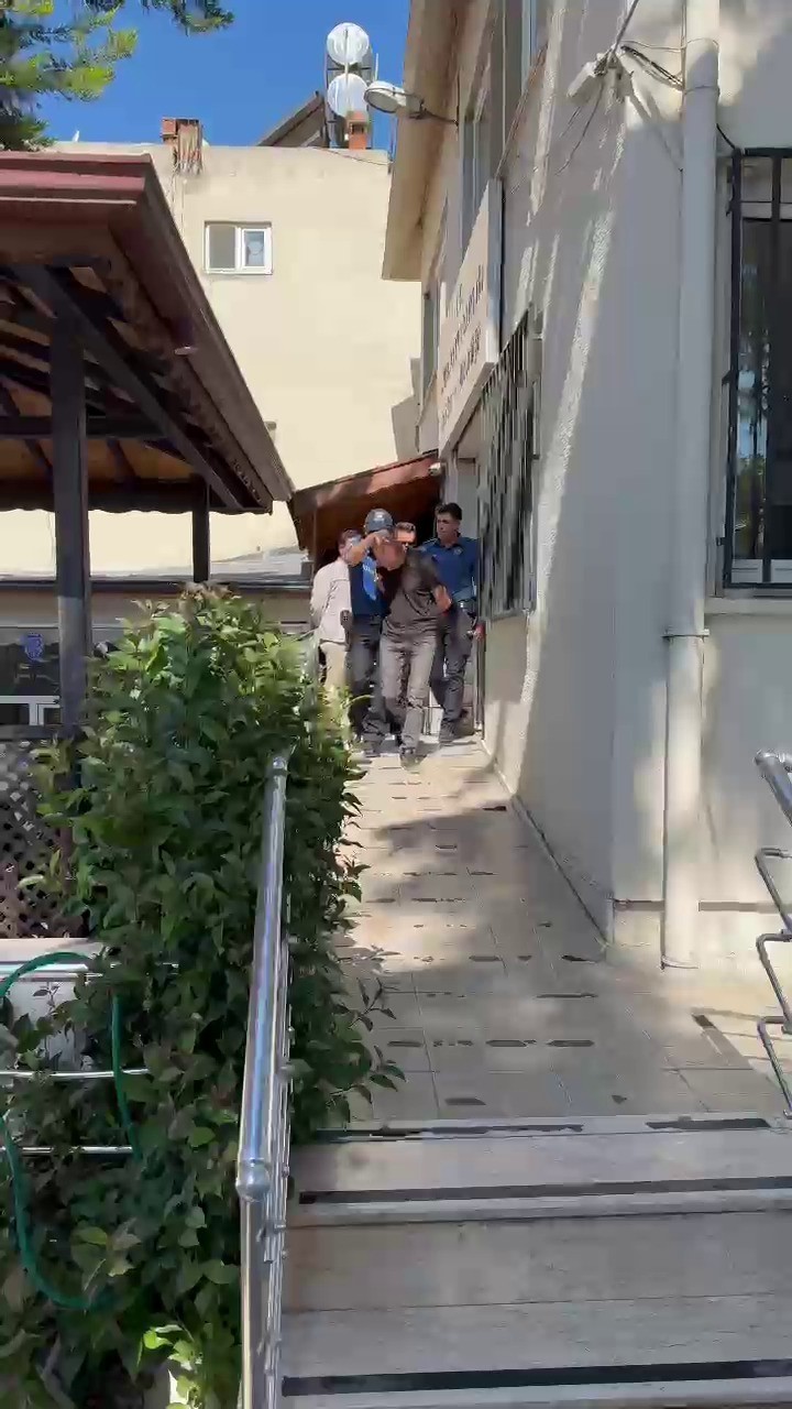 Bursa’da 10 yıl hapis cezasıyla aranıyordu, yakalandı