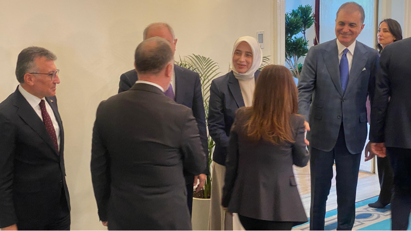 AK Parti heyeti, DEM Parti heyeti ile bir araya geldi