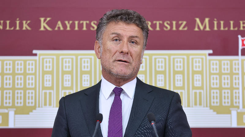 Bursa Milletvekili Sarıbal: Çiftçi çöküyor, Saray enkazı örtüyor