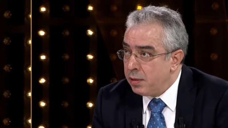 Başdanışman Uçum: Türkiye'nin bir kez daha Cumhurbaşkanı Erdoğan'a ihtiyacı var