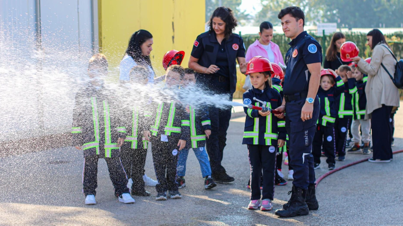 Bursa İtfaiyesi’nden 183 bin öğrenciye yangın güvenliği eğitimi