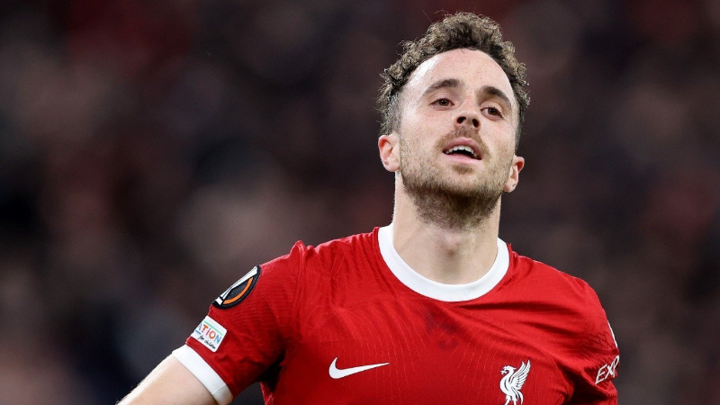 Liverpoollu Diogo Jota trafik kazasında hayatını kaybetti