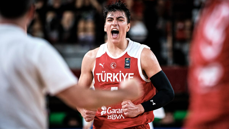 TOFAŞ Karahan Efeoğlu'nu kadrosuna kattı