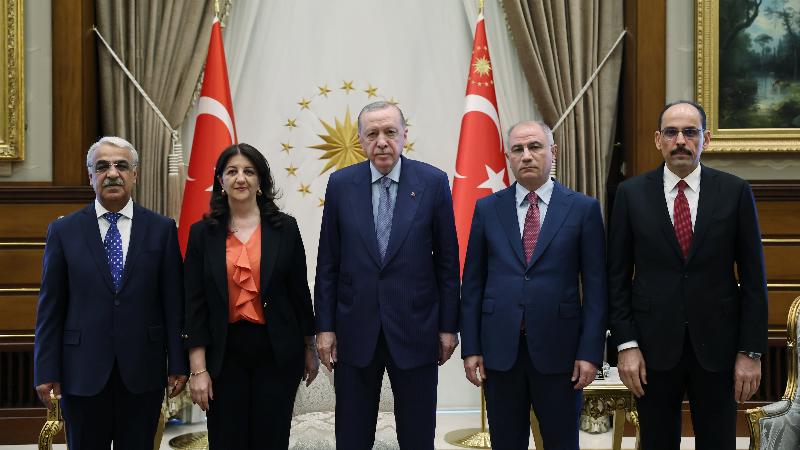 Erdoğan ile DEM heyeti arasındaki 'tarihi' görüşme sona erdi