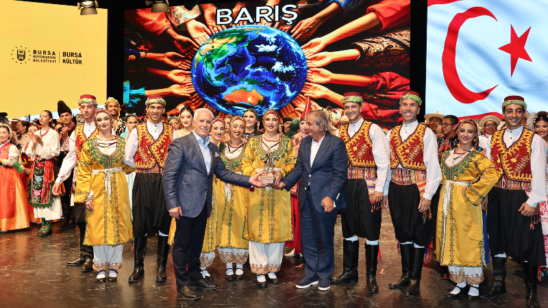 37. Uluslararası Altın Karagöz Halk Dansları birincisi Bulgaristan oldu