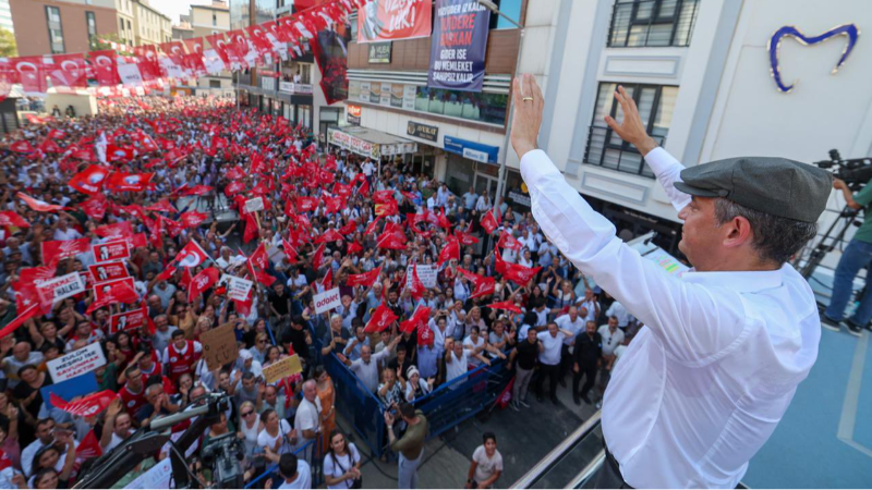 Özgür Özel Adıyaman’da: AK Parti yeni bir dümenin peşinde
