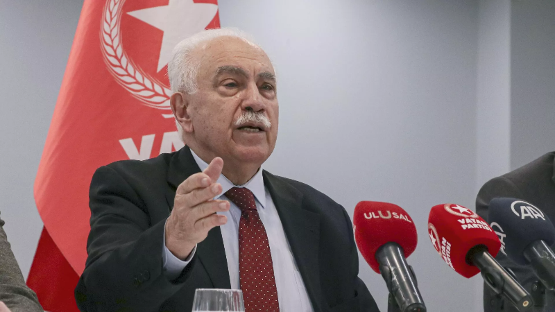 Doğu Perinçek, 'Terörsüz Türkiye' için af kanunu önerisini açıkladı