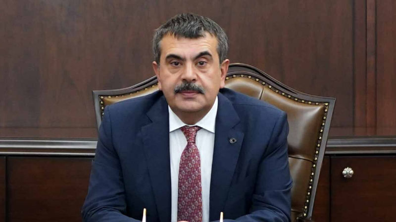 Bu yıl 10 Kasım'da okullar tatil! Büyük tepki var!