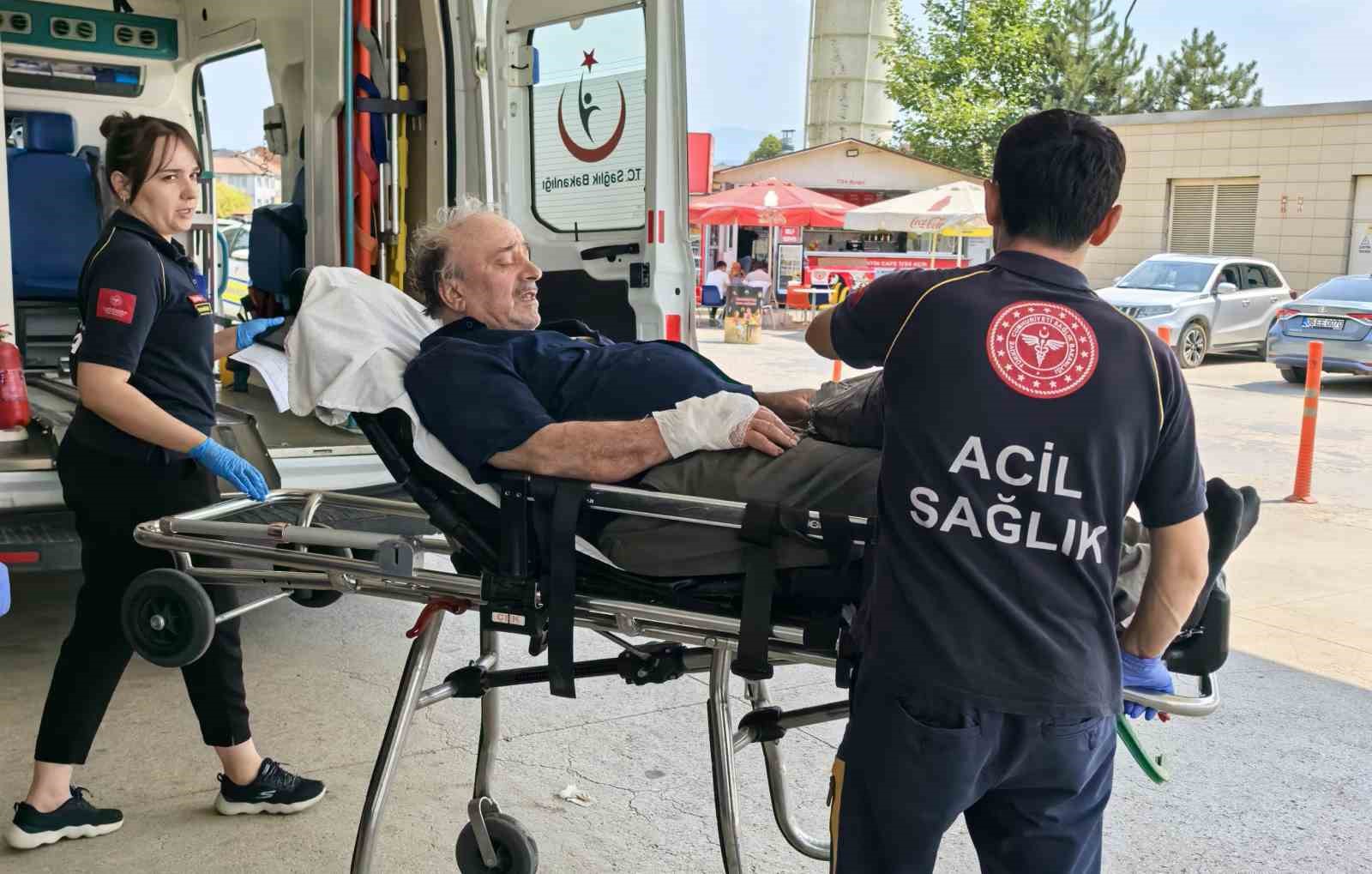 Bursa’da bir işçi elini motorlu testereye kaptırdı